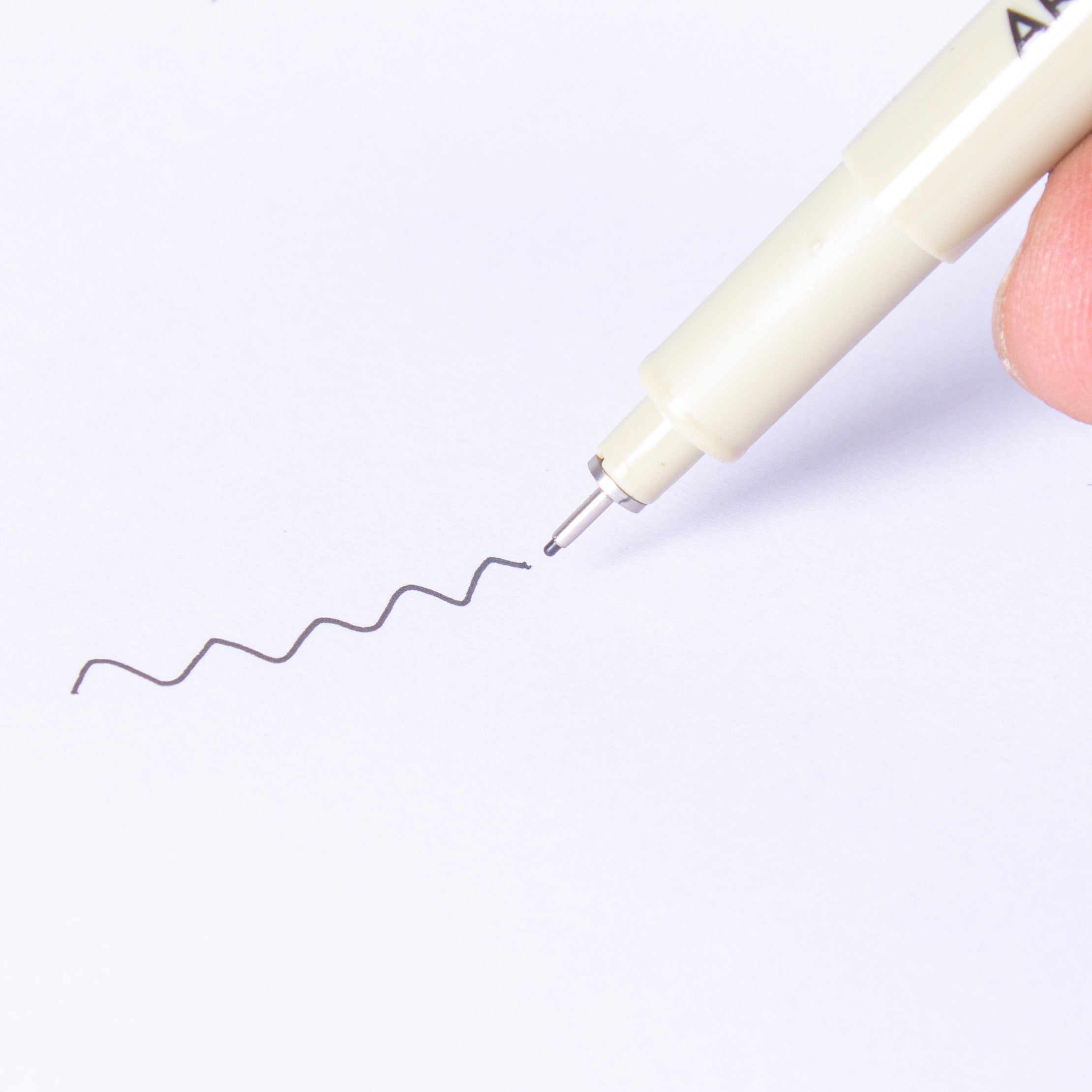 Pigment Fineliner Water Based Black 0.4mm Tip 1pc