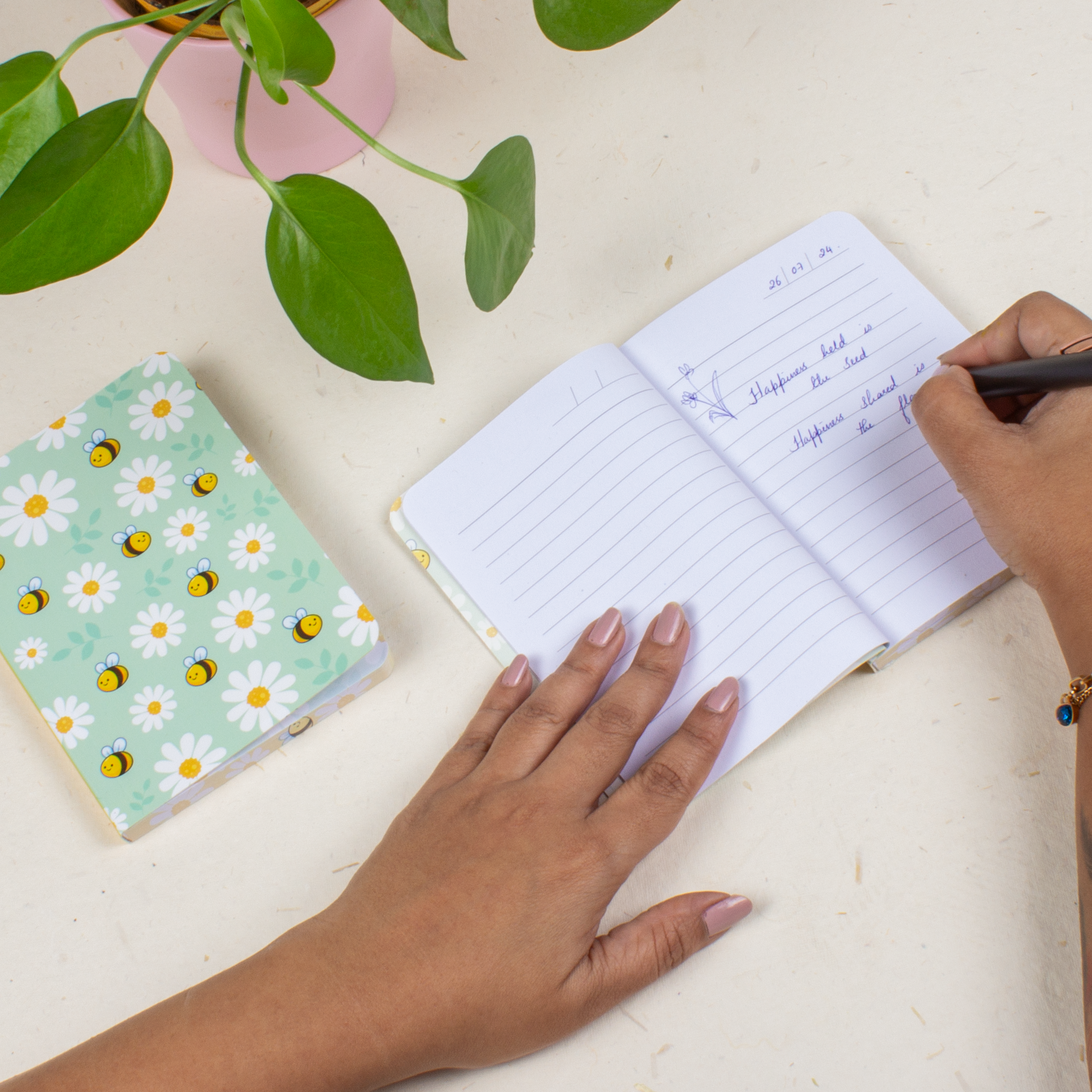 Softbound Ruled Notebook Flowers & Bees Edge Printed A6 128pages 100gsm