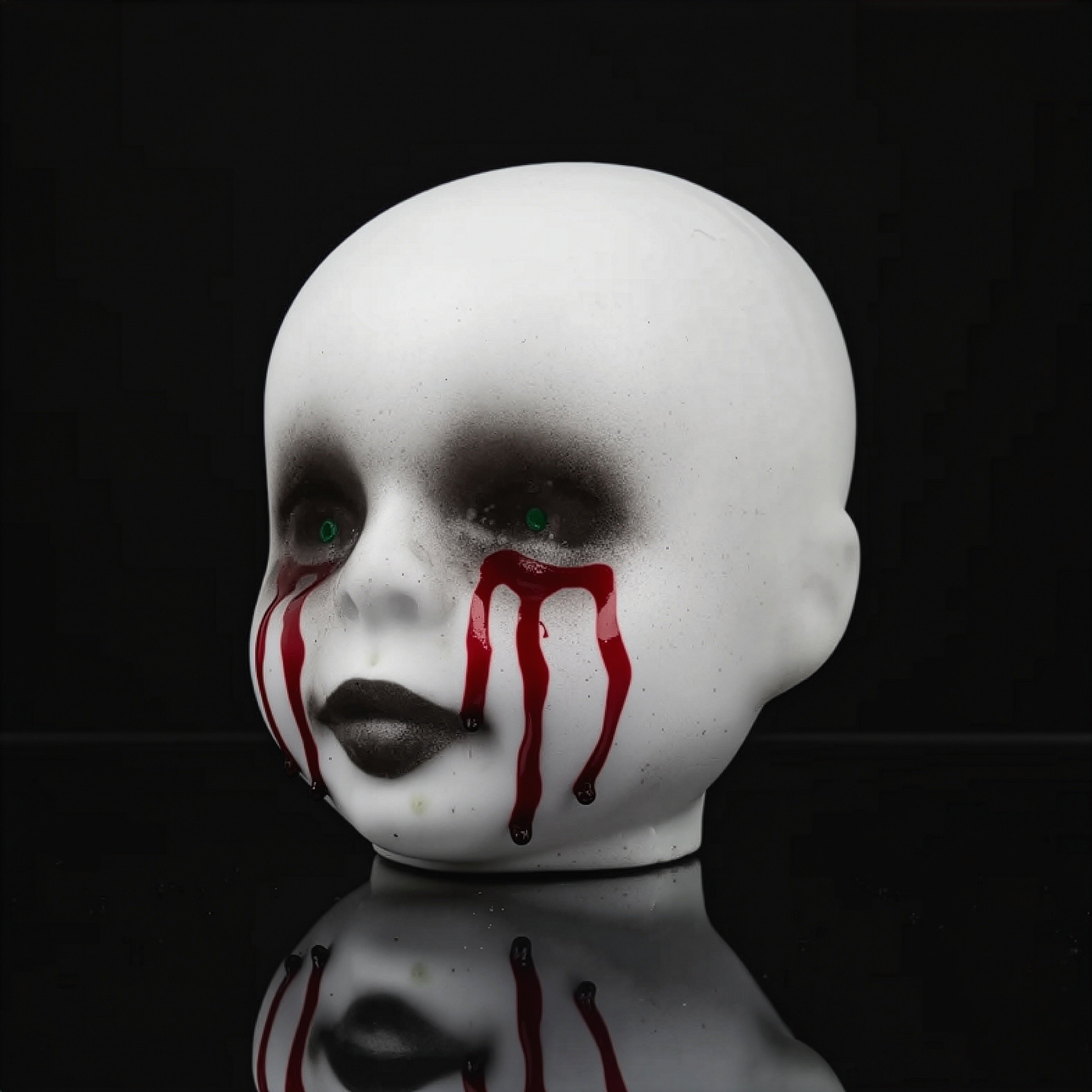 Doll Head Bloody Tears 1pc