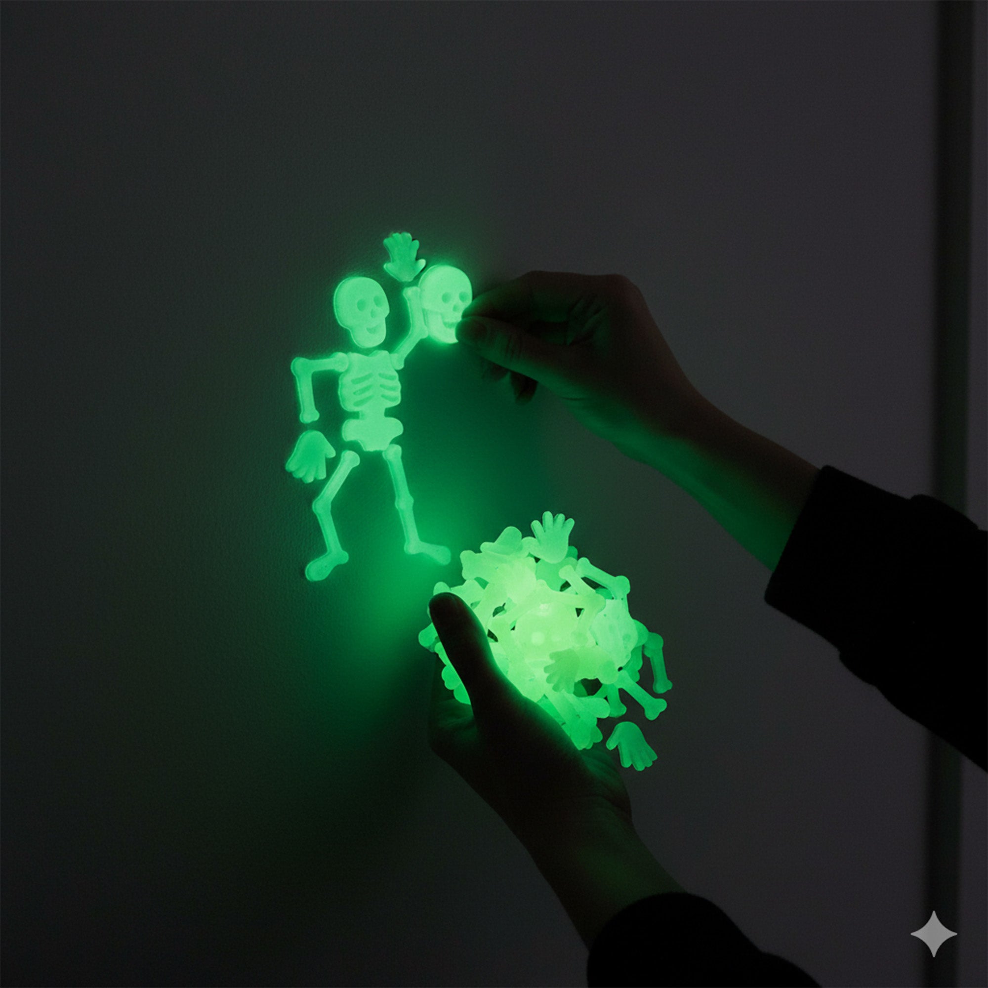 Glow-in-the-dark Gel Cling Skeleton 1pc