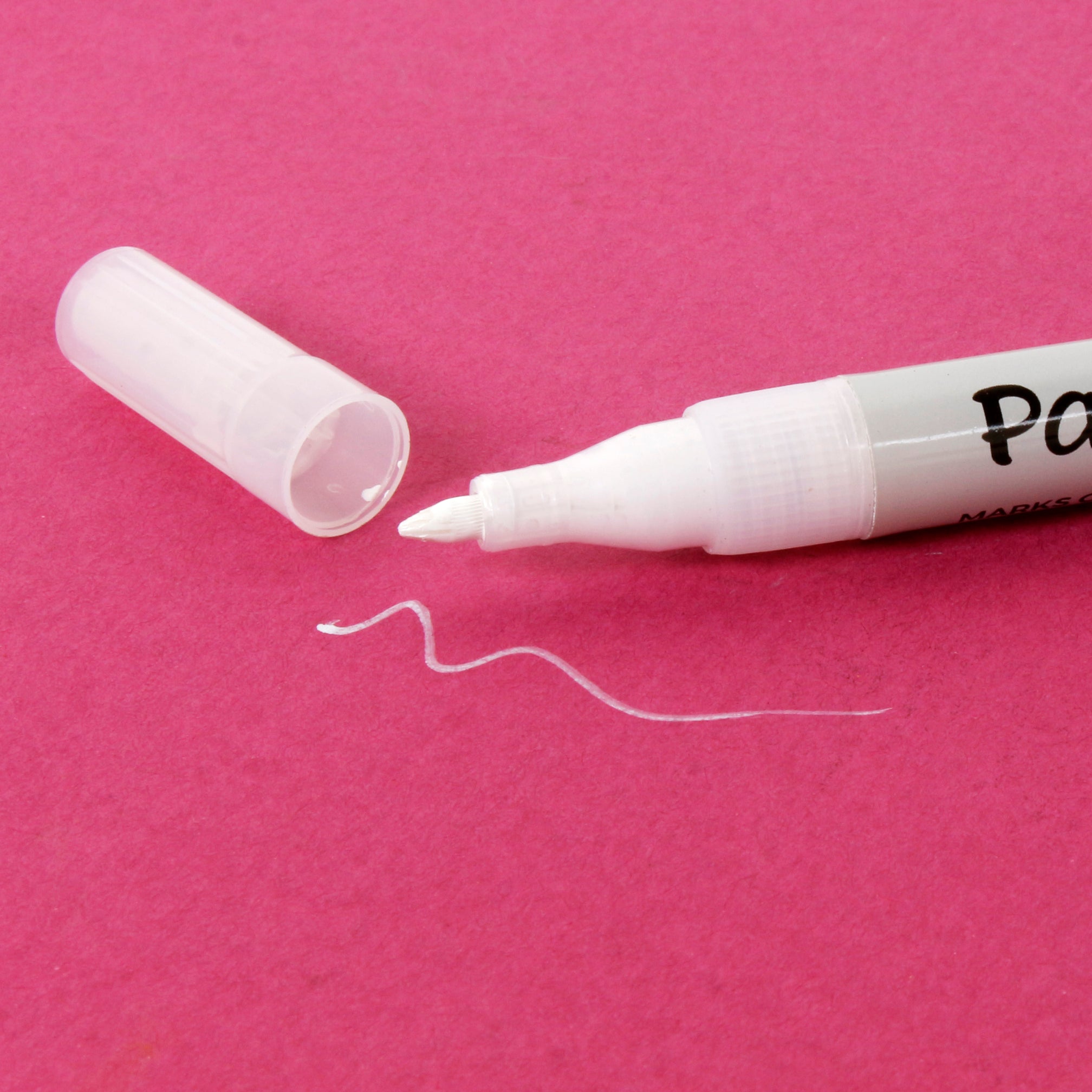 Metallic Paint Marker White 1.0Mm Tip 1Pc Ib