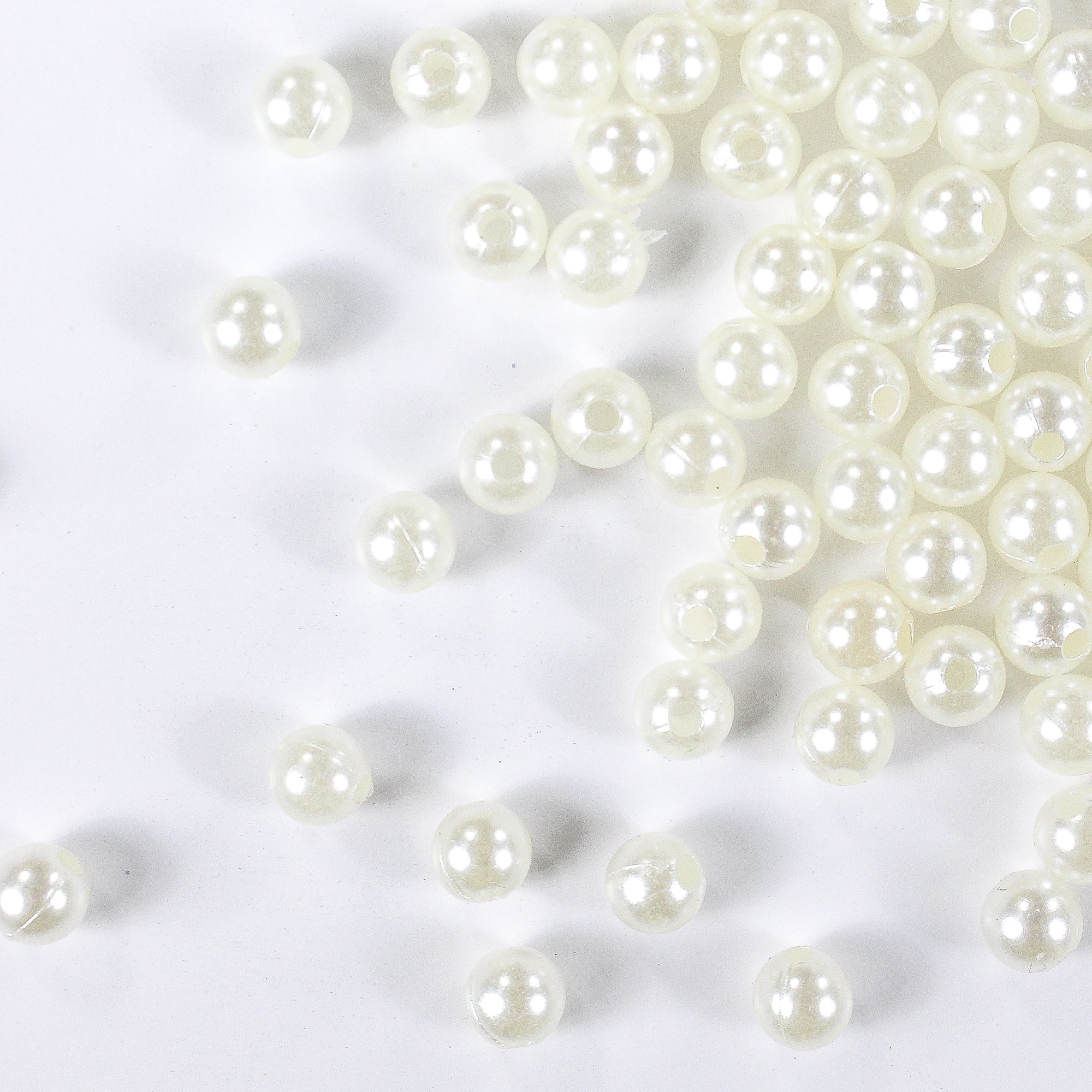 Pearl Beads Plastic 6mm Cream 20gm