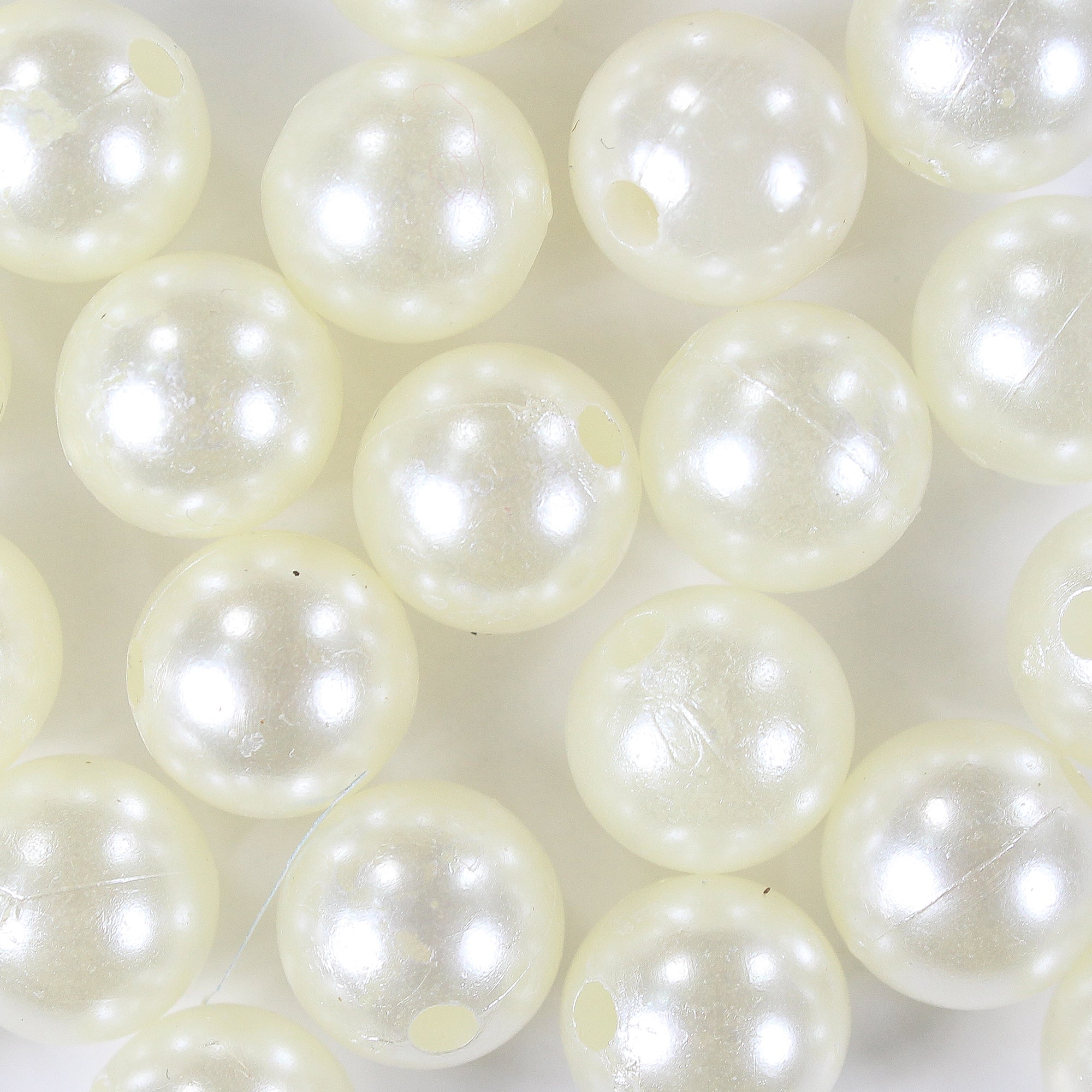 Pearl Beads Plastic 12mm Cream 20gm