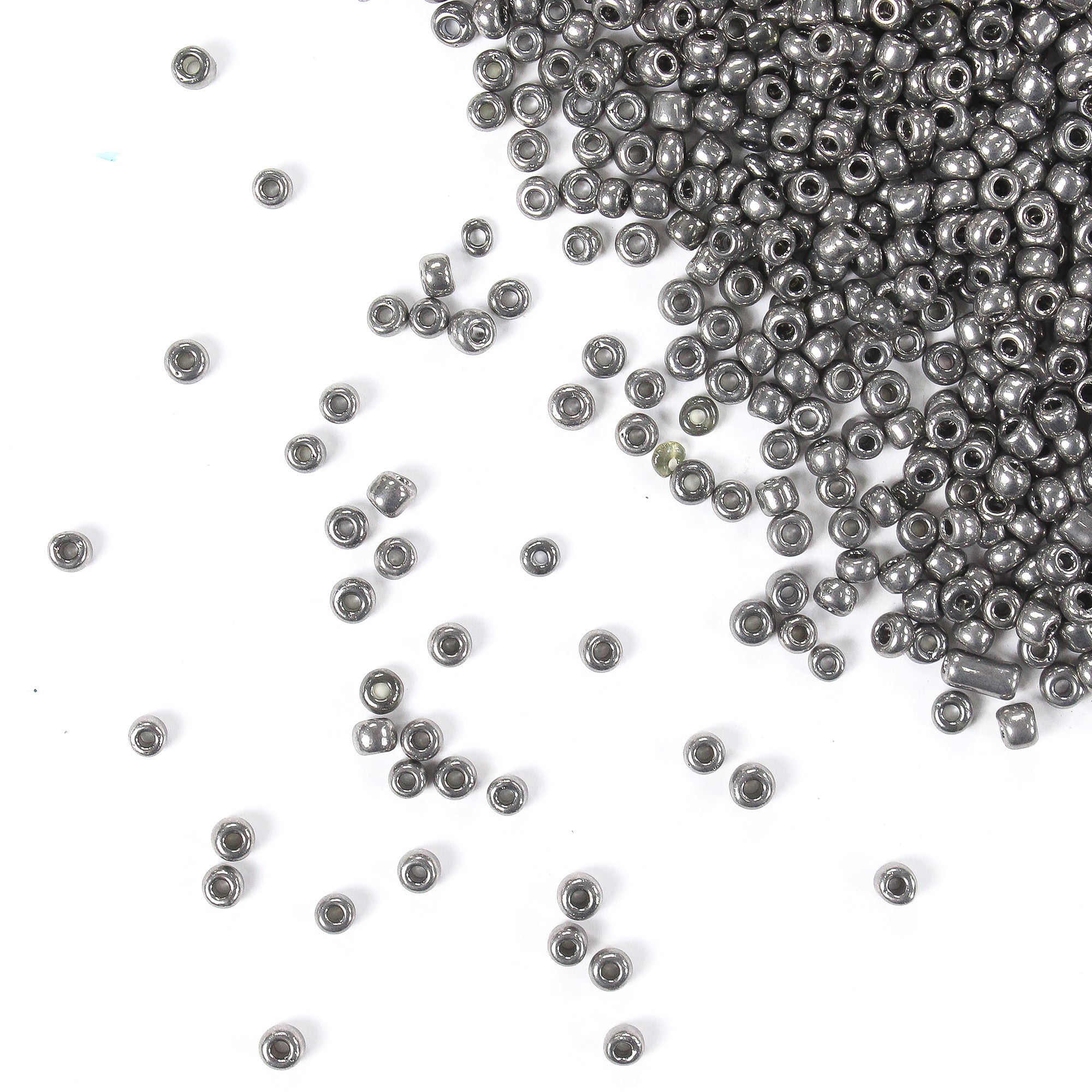 Seed Beads Grey 3Mm 30Gm