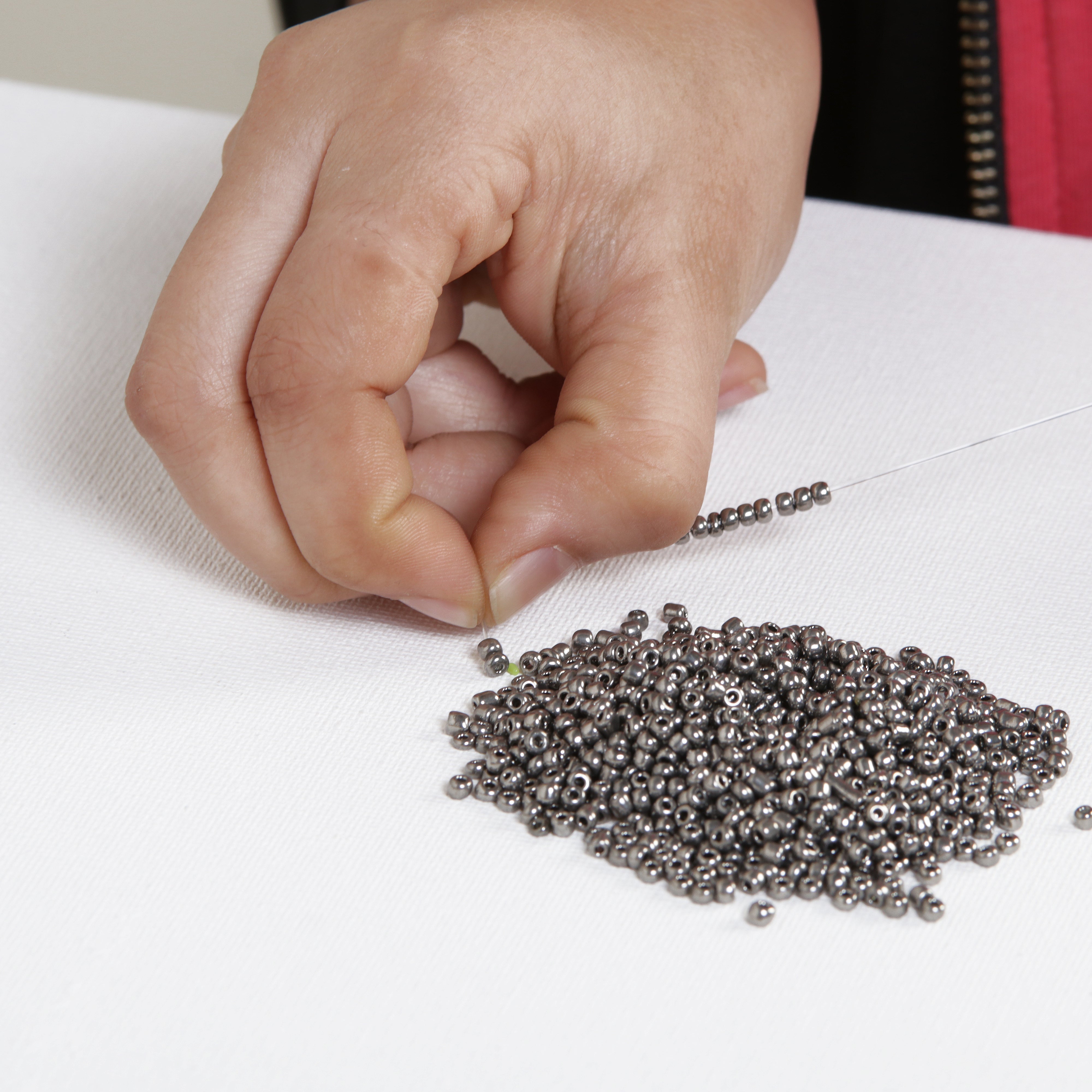 Seed Beads Silver 2Mm 30Gm