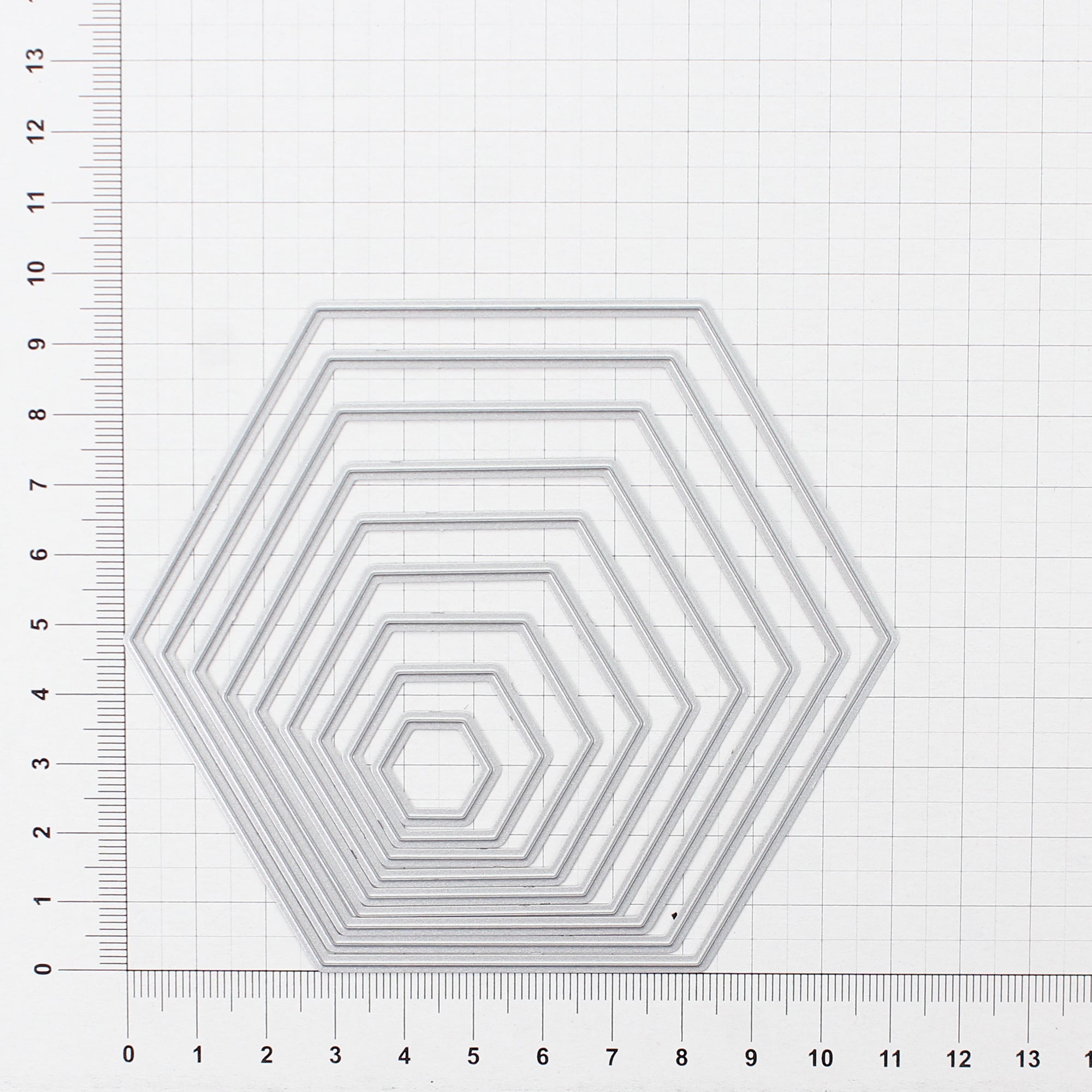 Thin Cut Dies Hexagonal Layout 9.5Cm X 11Cm--1.5Cm X 1.8Cm 9Pc