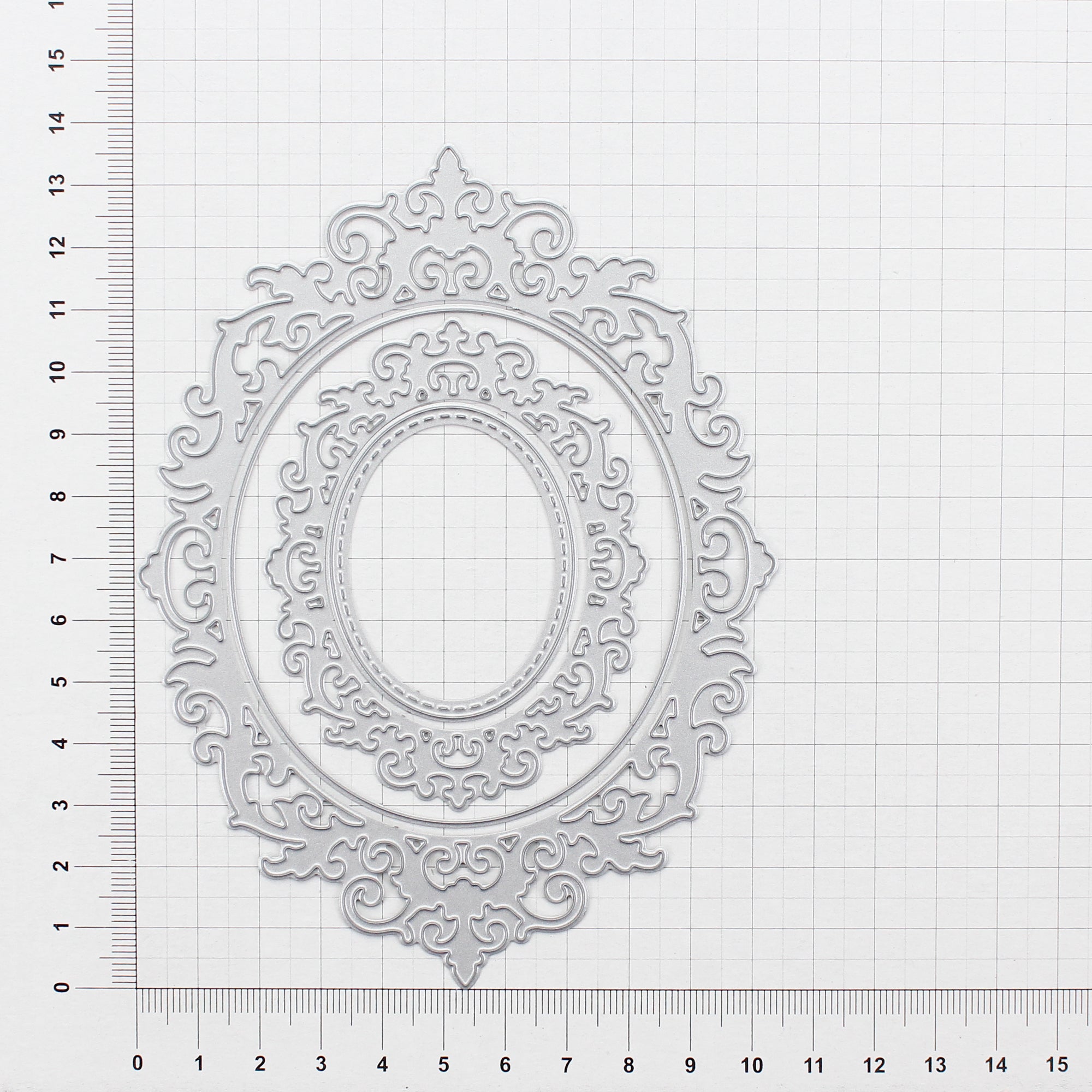 Thin Cut Nested Dies Victorian Oval Frame 10.3Cm X 13.6Cm 7.3Cm X 8.4Cm 6.2Cm X 8Cm 4Cm X 5.1Cm 4Pcp