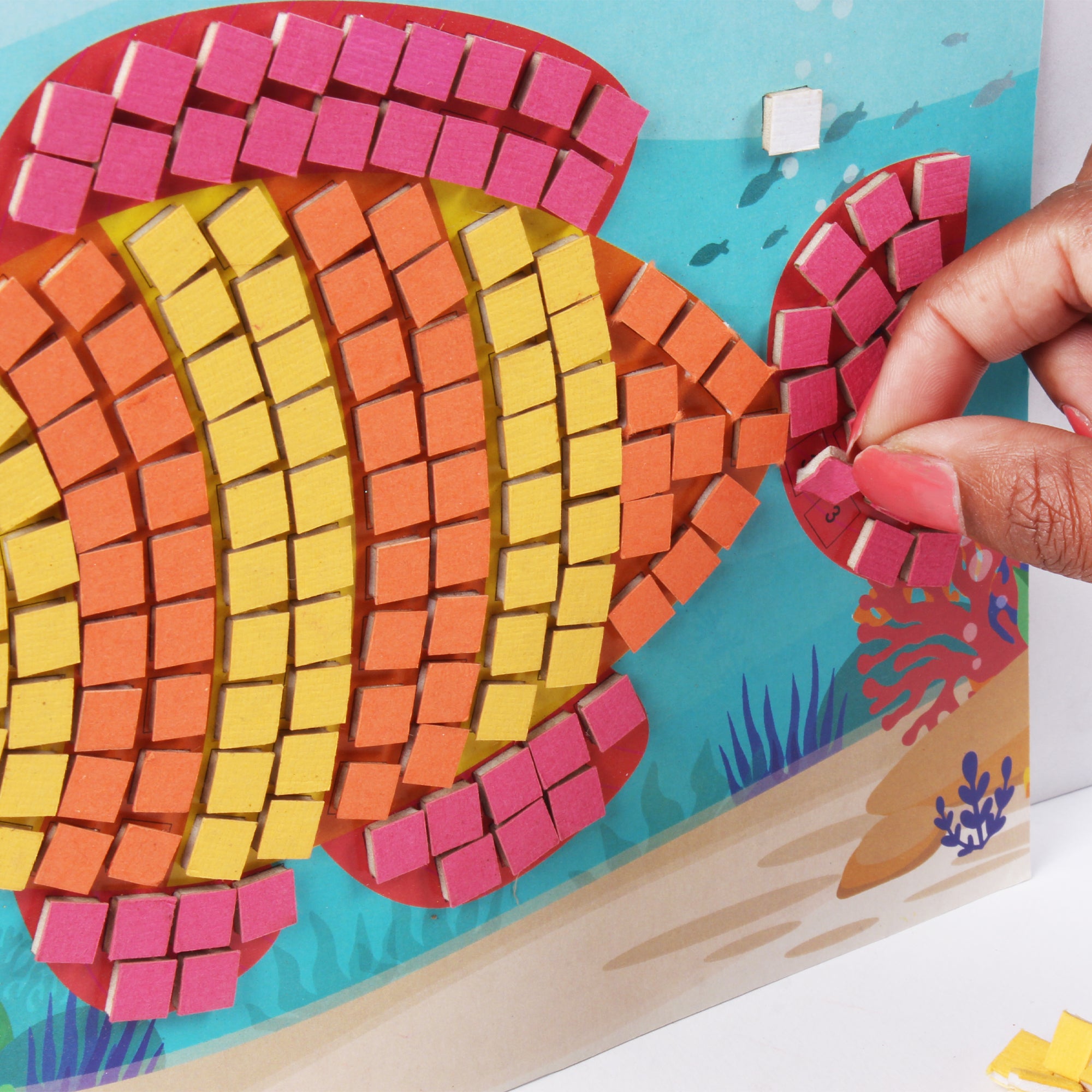 Mosaic Art Decor Peel And Stick Fish 17 X 21Cm 1Pack