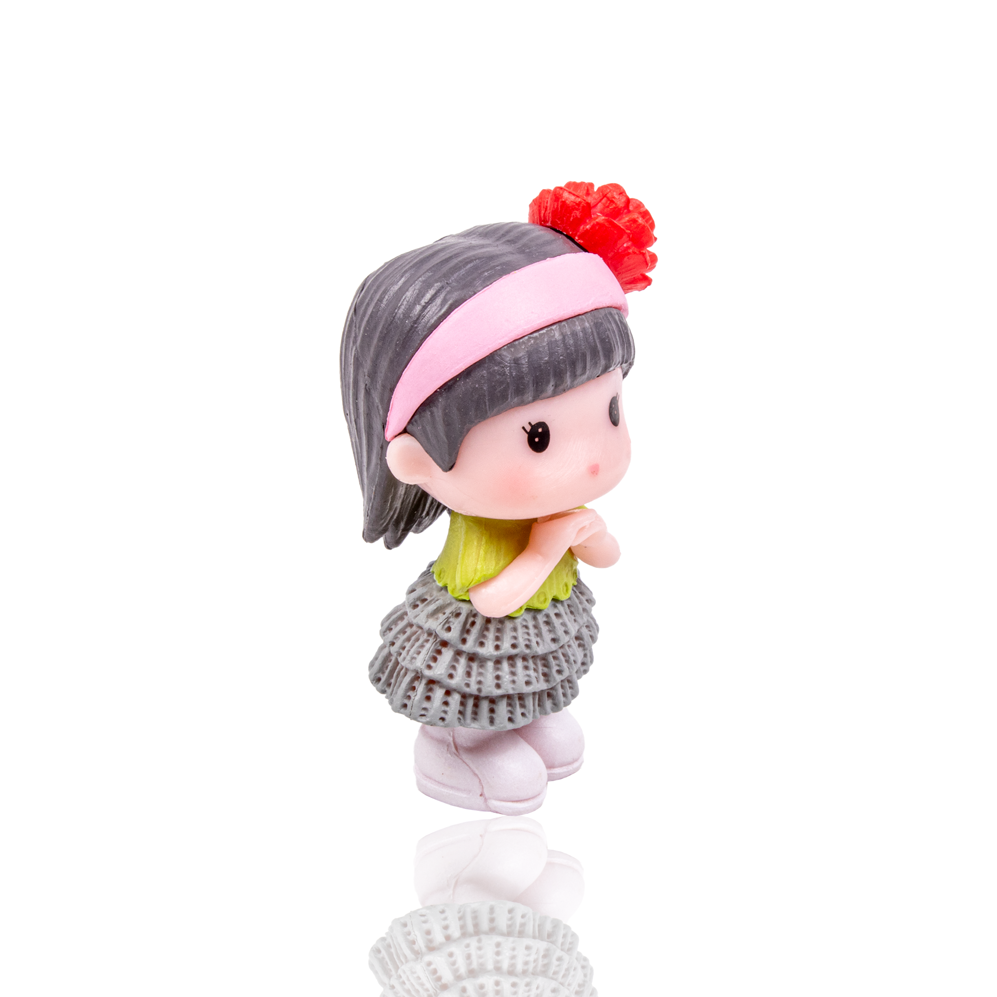 Miniatures Cute Girl 1Pc Assorted