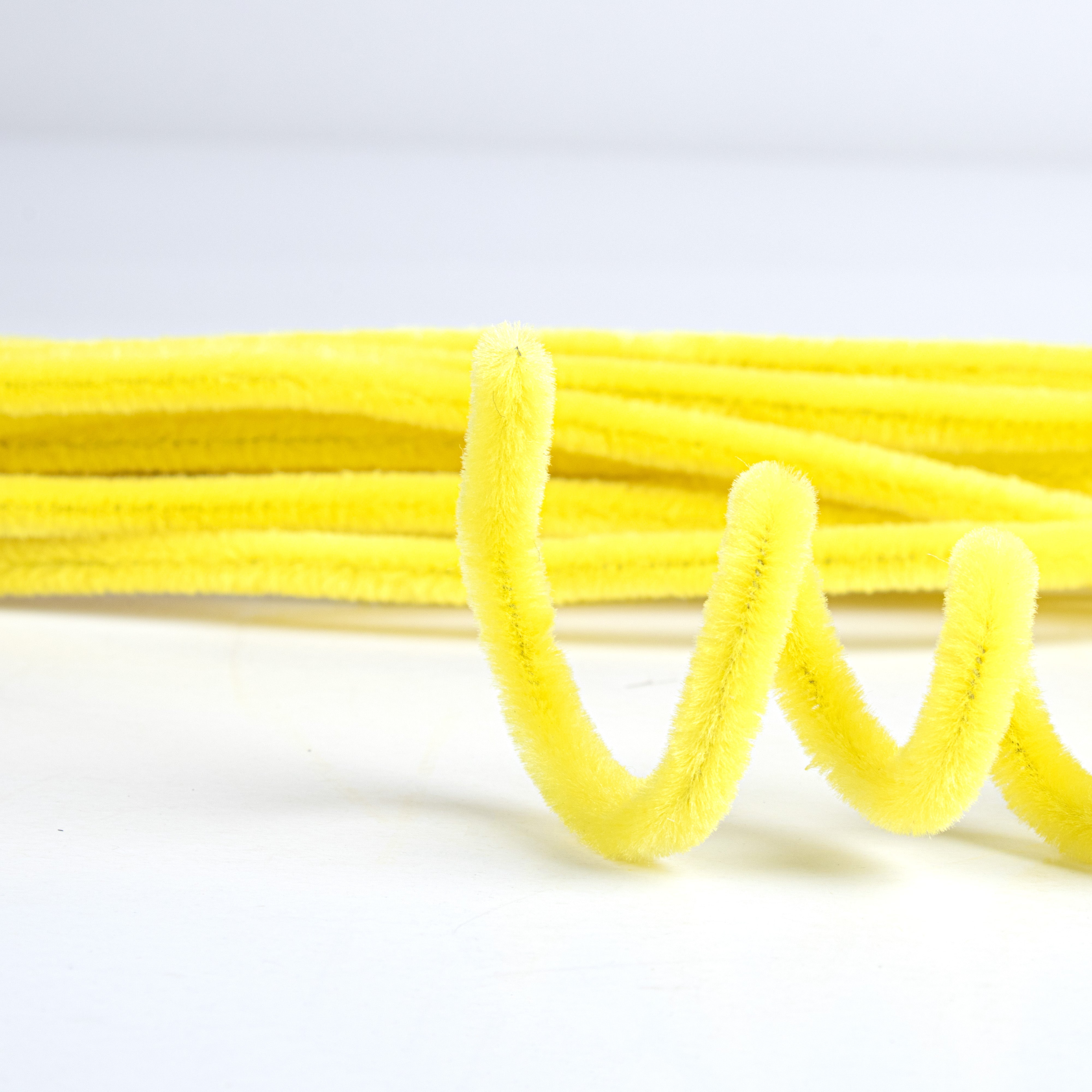 Chenille Stems Bright Yellow 18pc
