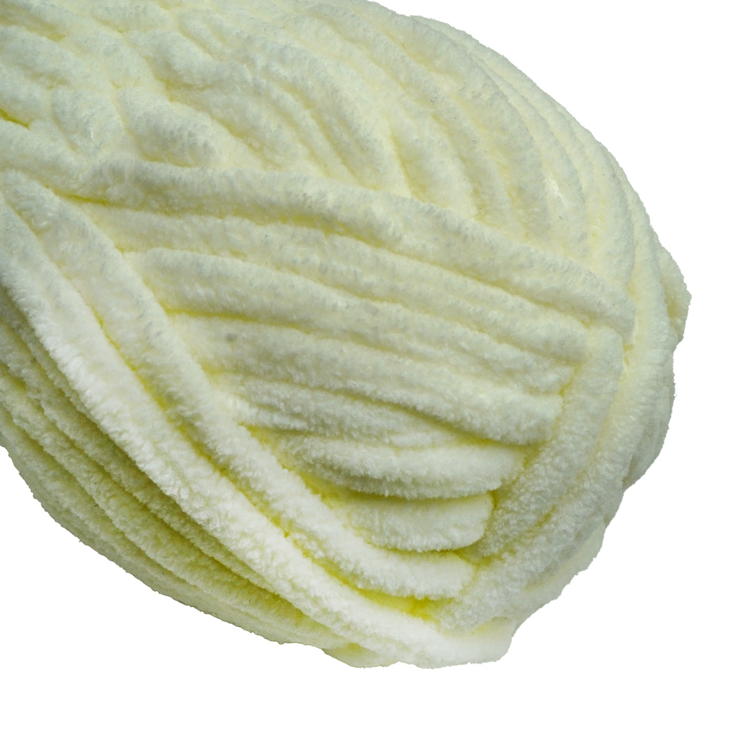Snuggly Blanket Knitting/Crochet Yarn 100% Polyester Lemon Cream 50m 100g