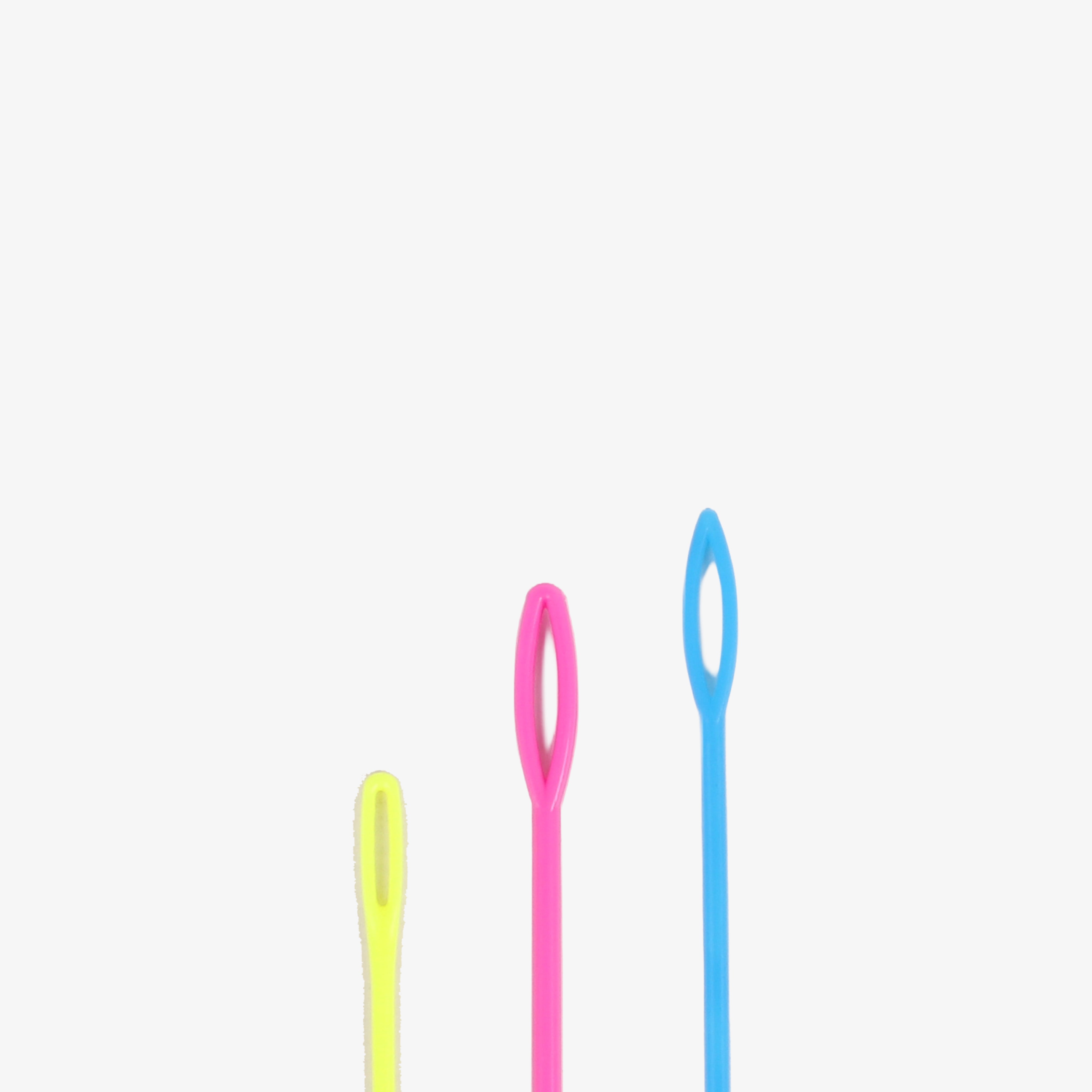 Large Eye Plastic Needle 7.5 cm, 9.5cm, 10cm 3pc set Blister