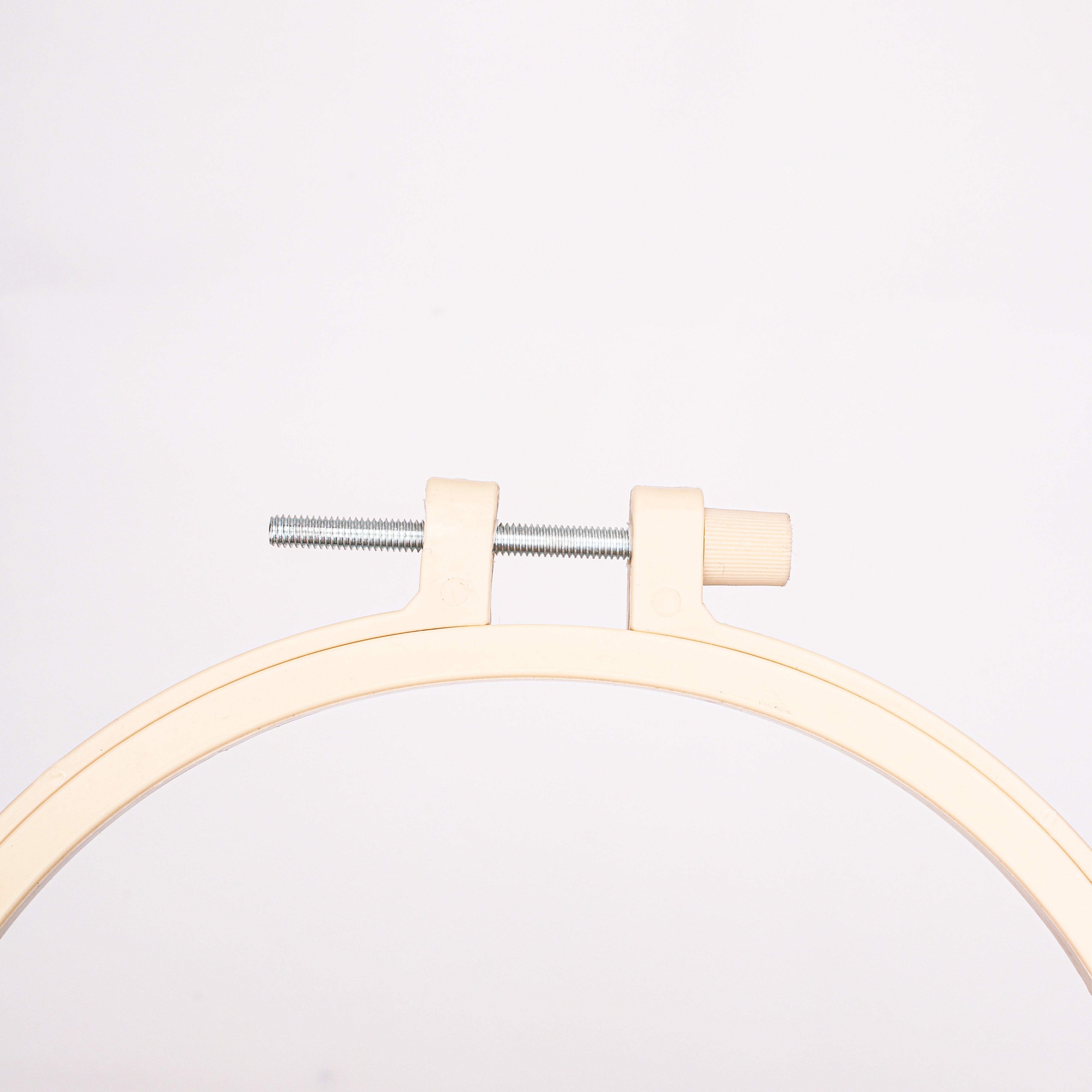 Plastic Embroidery Hoop Round 28.5cm 1pc