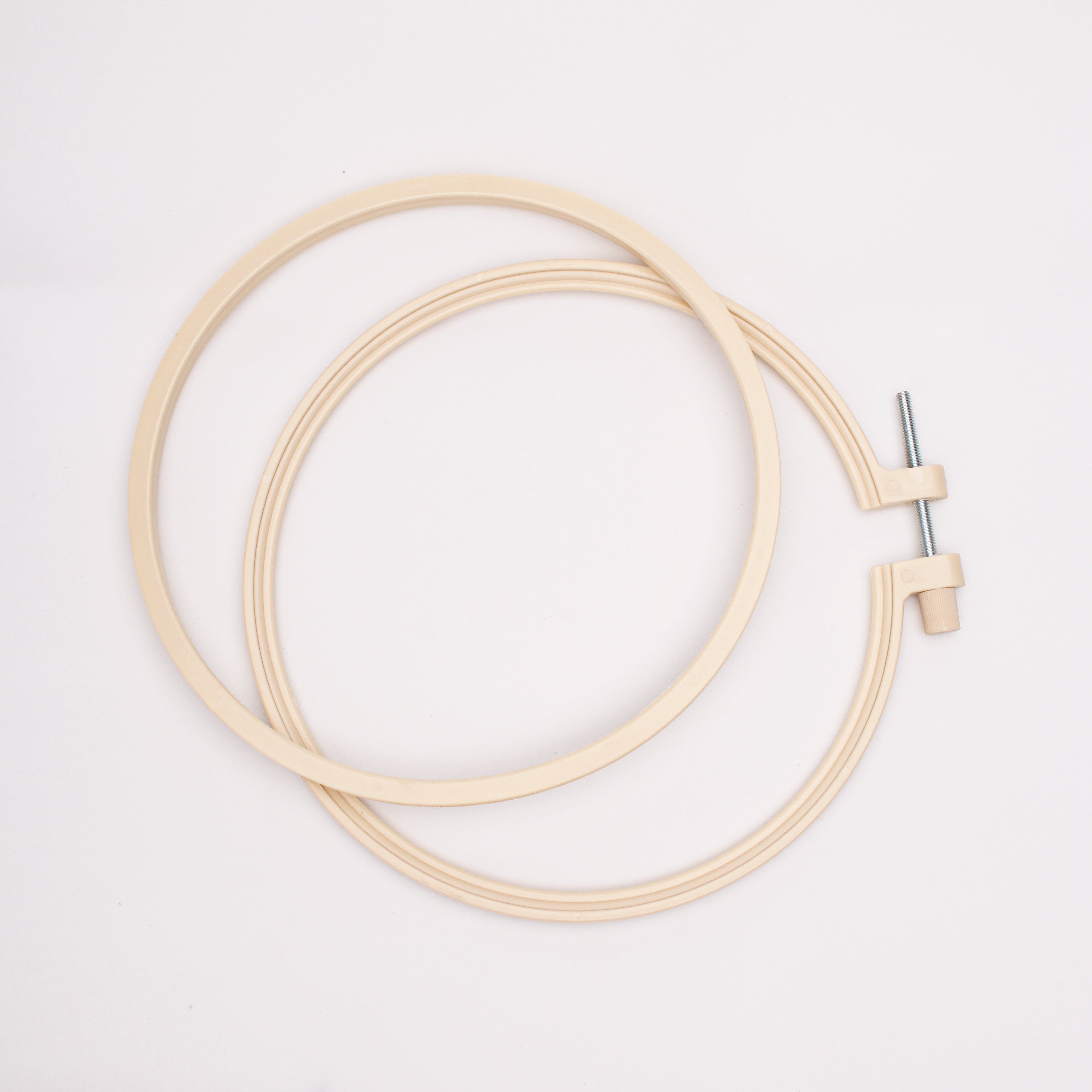 Plastic Embroidery Hoop Round 28.5cm 1pc