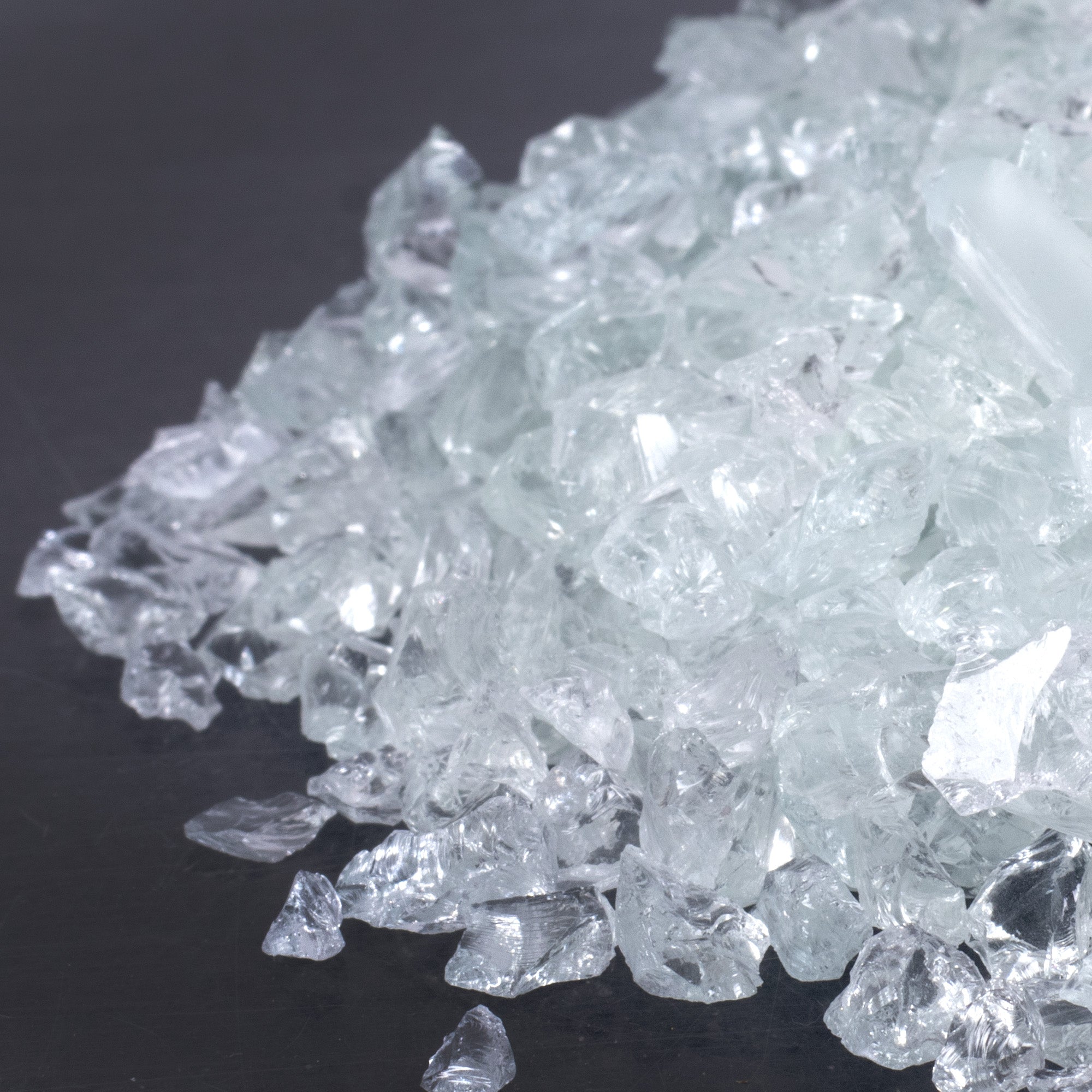 Crushed Glass Transparent 4-6mm 80gm Bottle