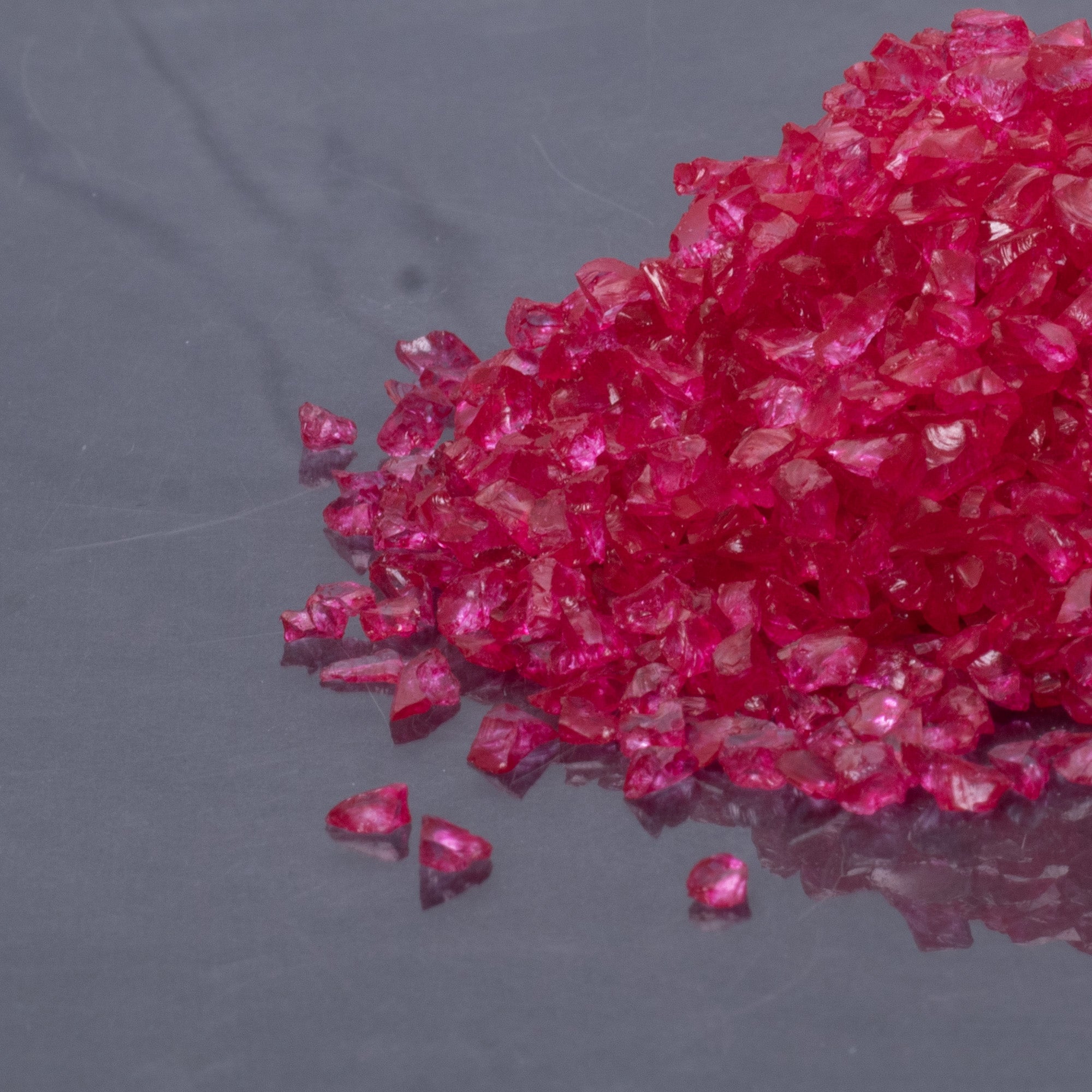Crushed Glass Red 2-3mm 80gm Bottle