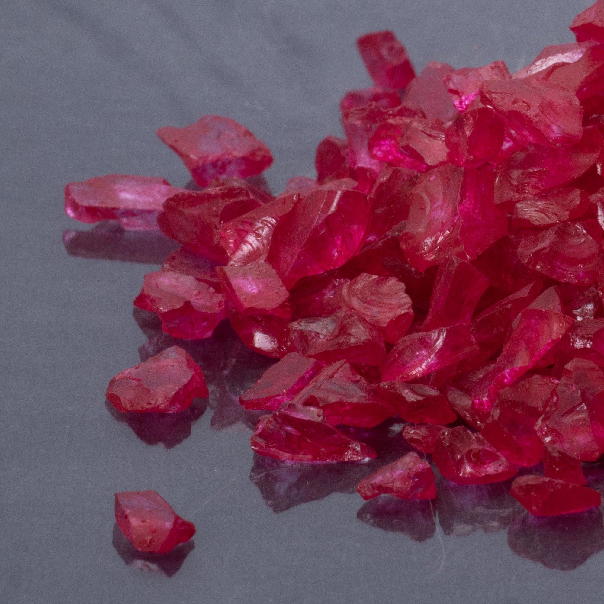 Crushed Glass Red 6-9mm 80gm Bottle