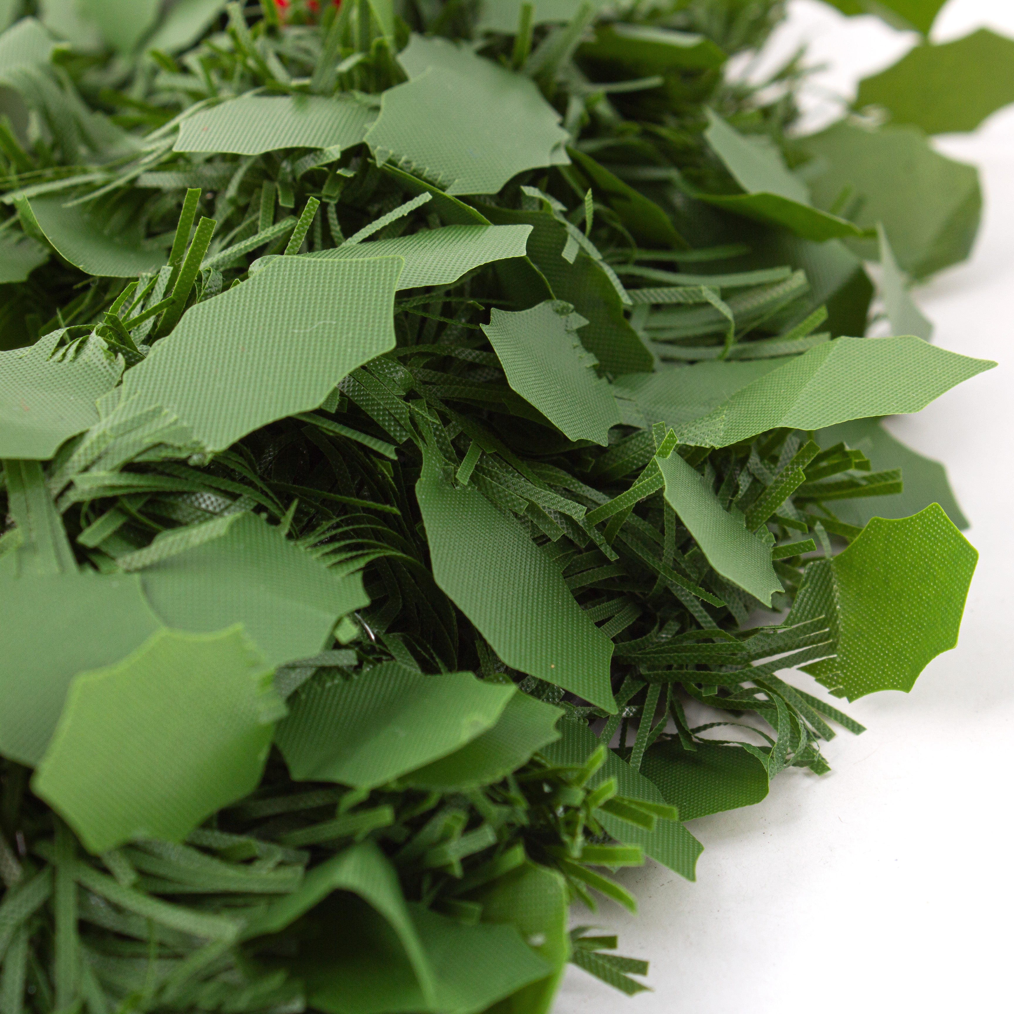 Christmas Wreath Holly Leaves and Berries Green 30cm Dia 1pc