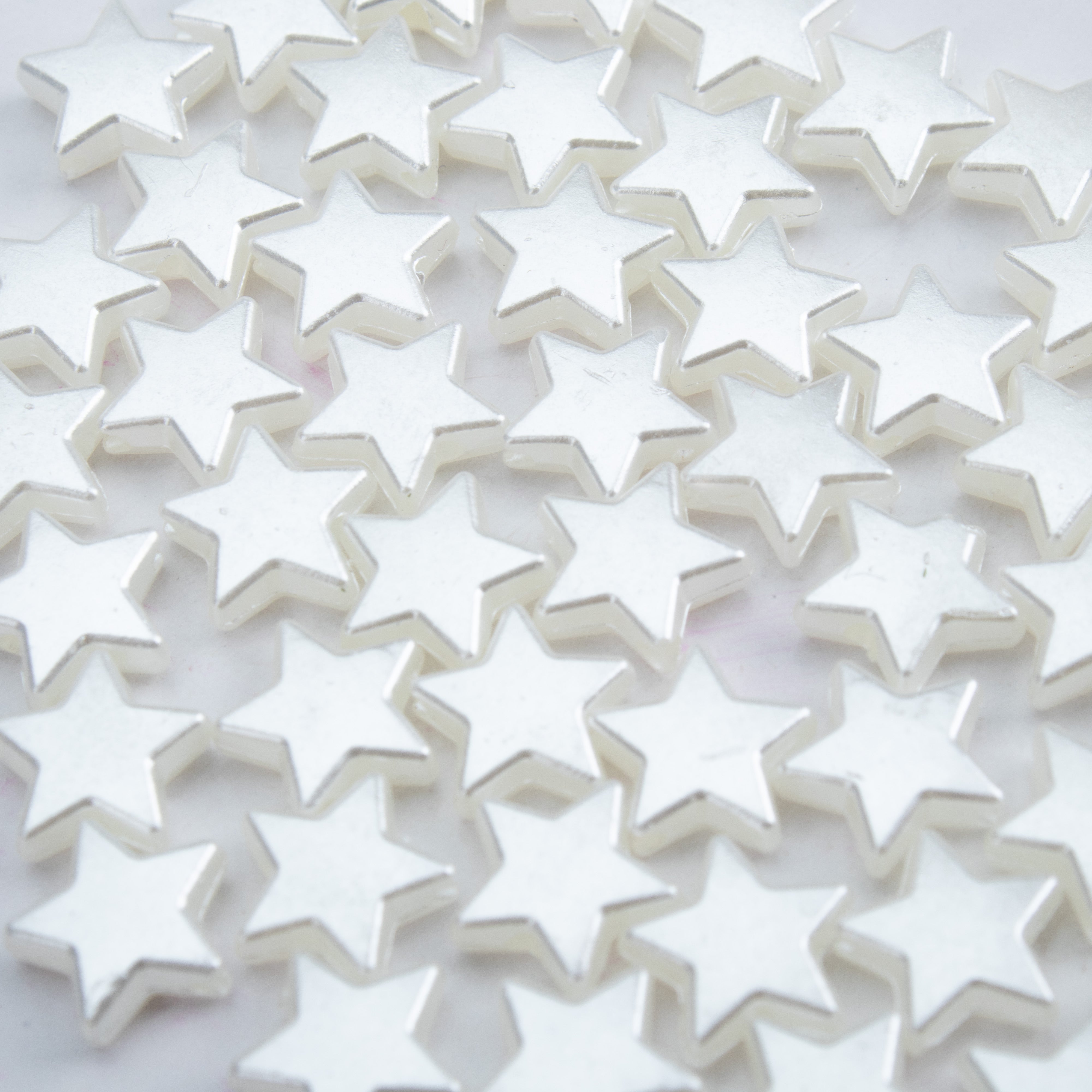 Pearl Beads with Hole Star 10mm 10gm PBHC IB