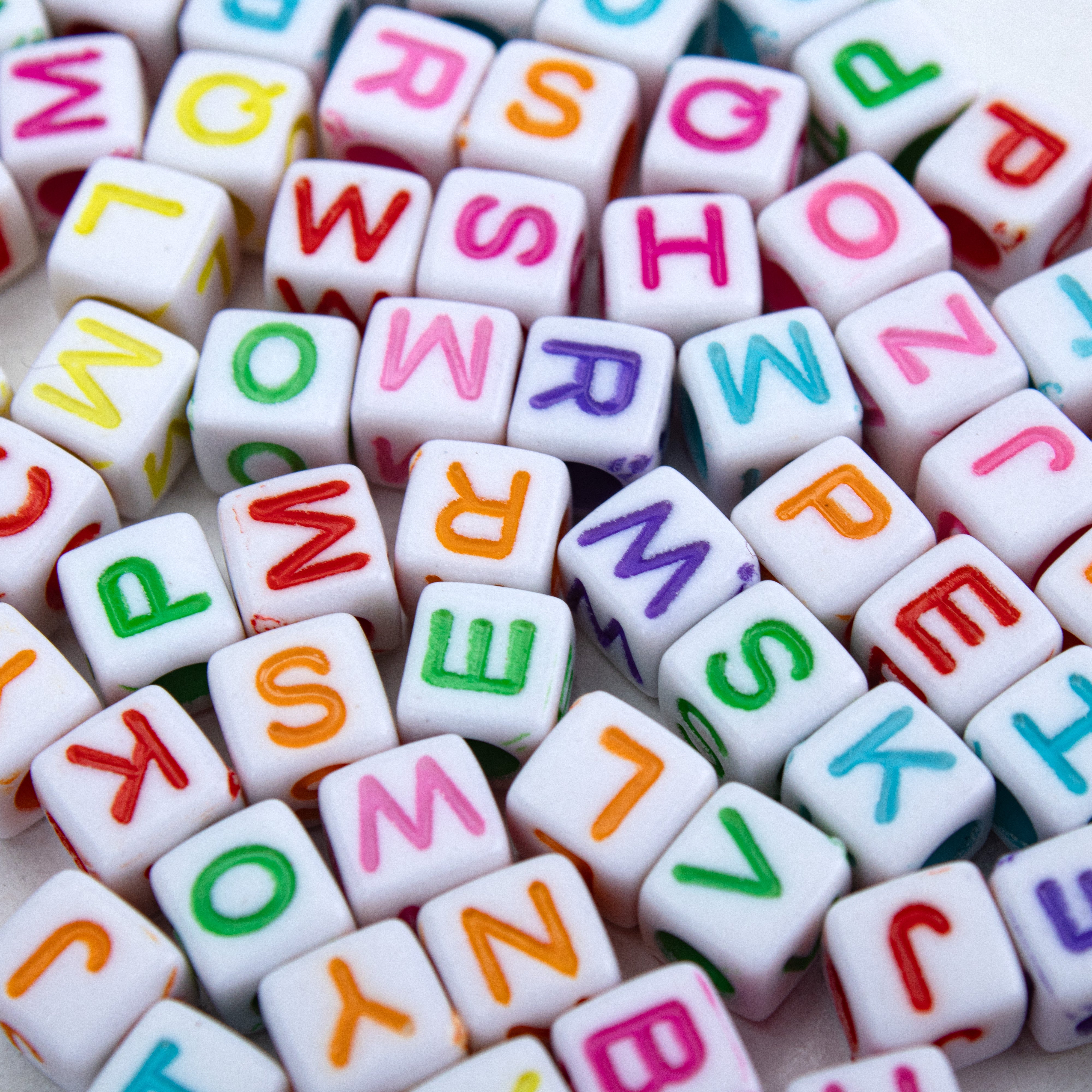 Alphabet Beads White Cube 6 x 6mm 20gm PBHC IB