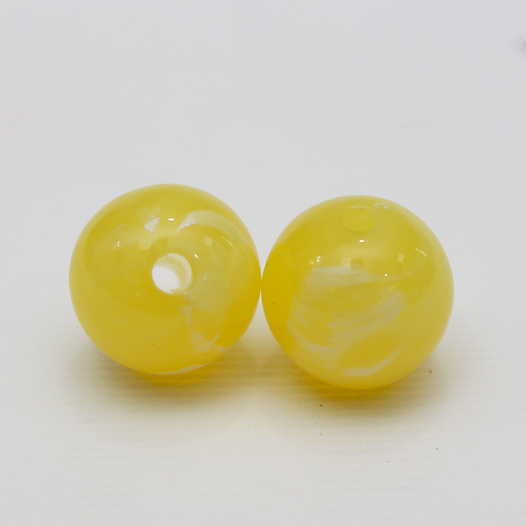 Beads Glassy Yellow Round 10Mm X 10Mm 30G Pb Ib