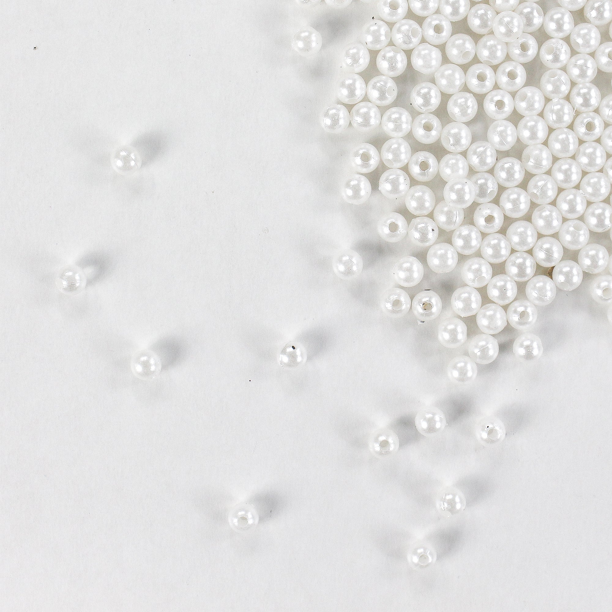 Pearl Beads Plastic 6mm White 20gm